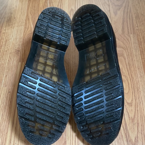 Black and White Heart Dr. Martens - Picture 5 of 5